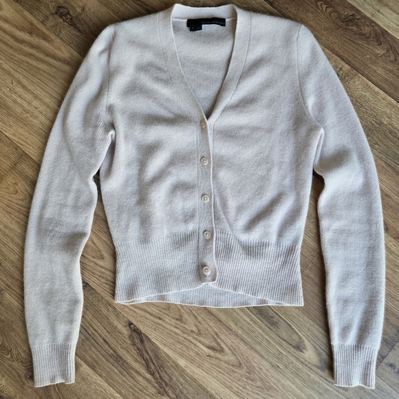 360 Cashmere Pink V Neck Cardigan Size Small - Picture 1 of 6